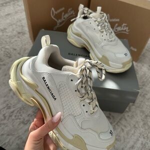 Balenciaga Women's White and Tan Sneakers